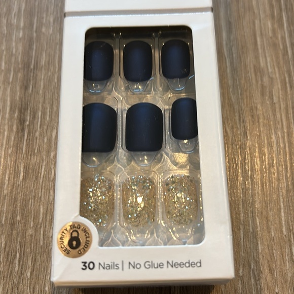 imPRESS Press On Nails - Picture 2 of 3